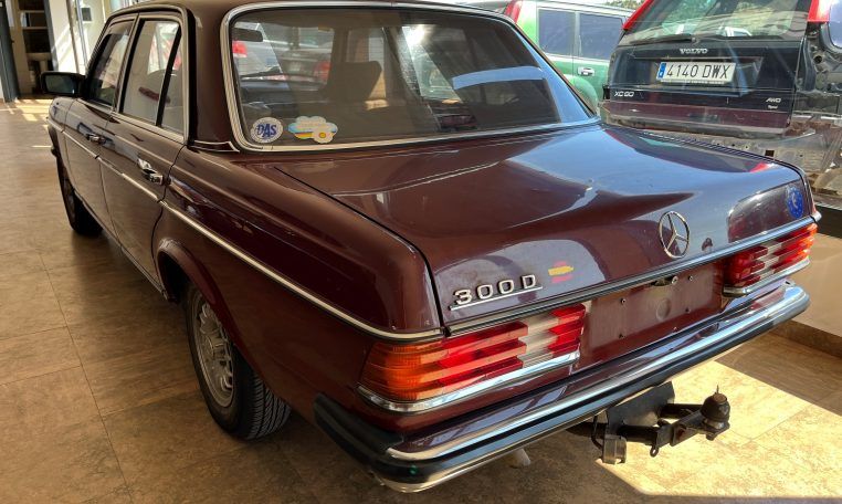 Despiece Mercedes 300 CAJA 123