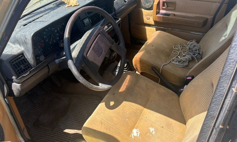 Despiece Volvo 240 2.4D
