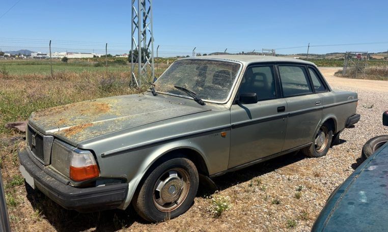 Despiece Volvo 240 2.4D