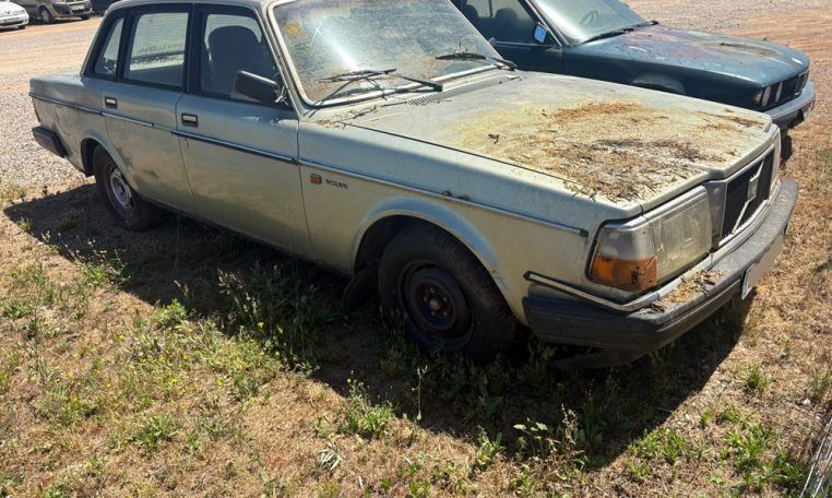 Despiece Volvo 240 2.4D